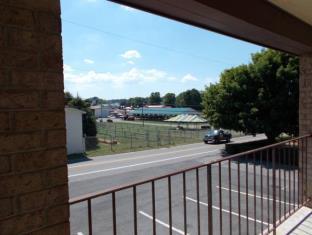 Fairlea United States Hotels